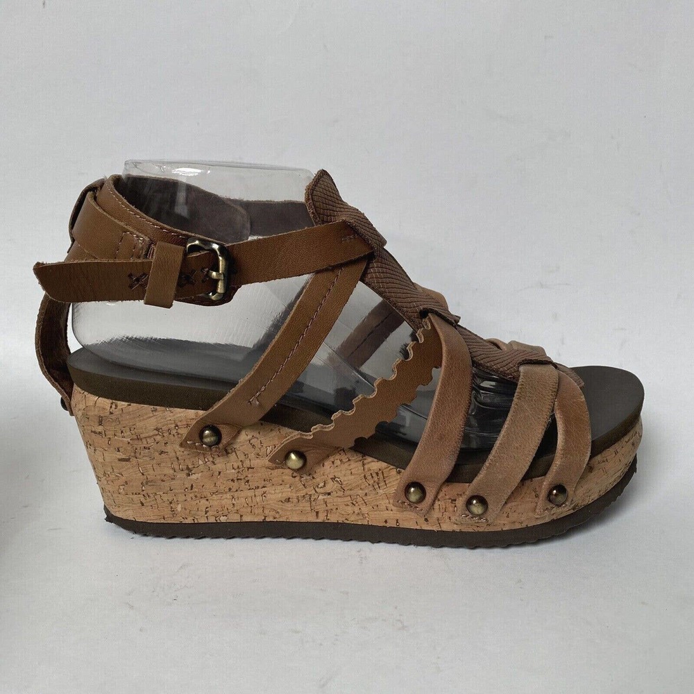 OTBT "Storm" SZ 8.5 Womens Sandals Tan Leather Wedge Cork Heel